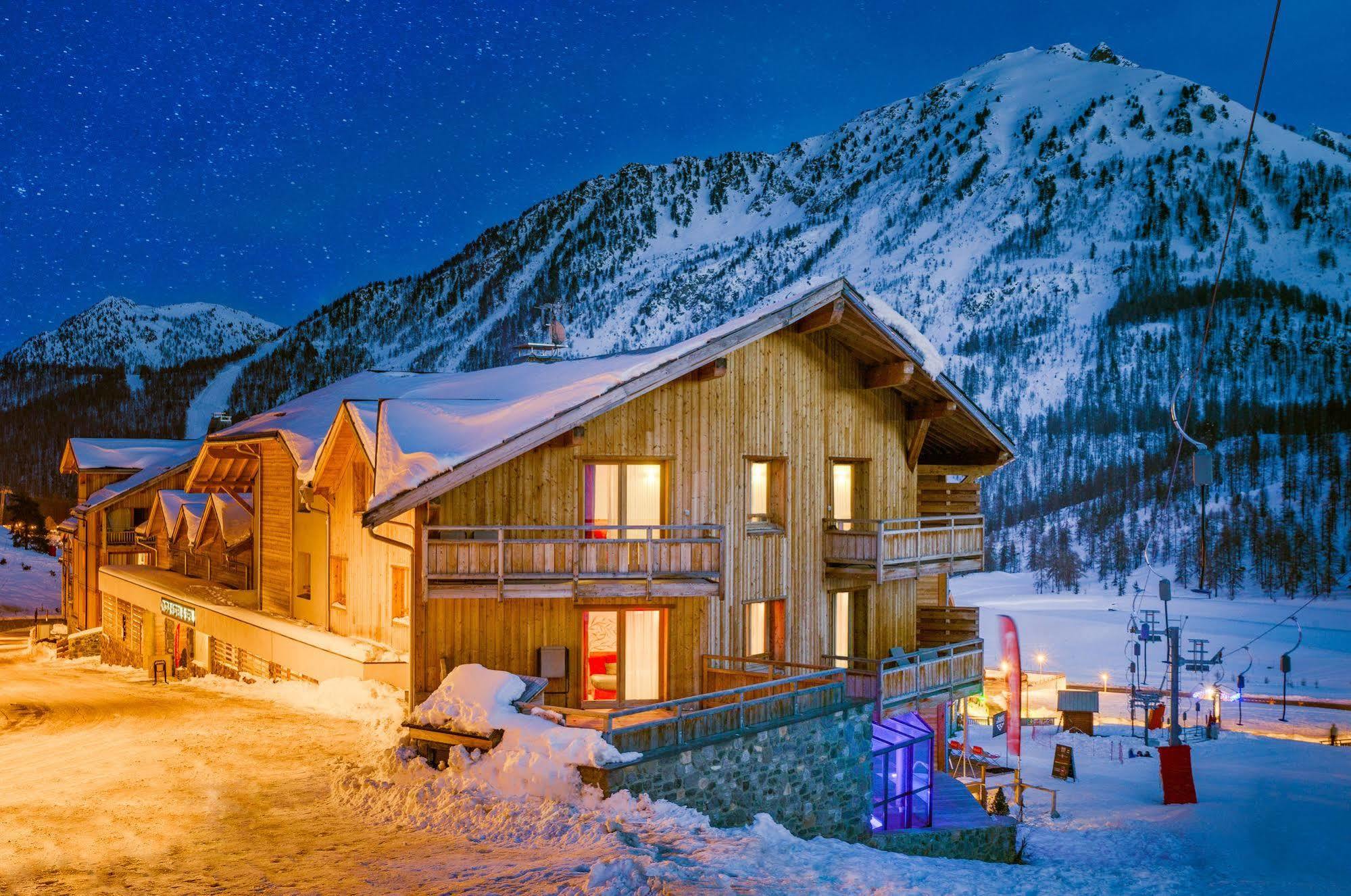 Anova Hotel & Spa Montgenèvre Εξωτερικό φωτογραφία